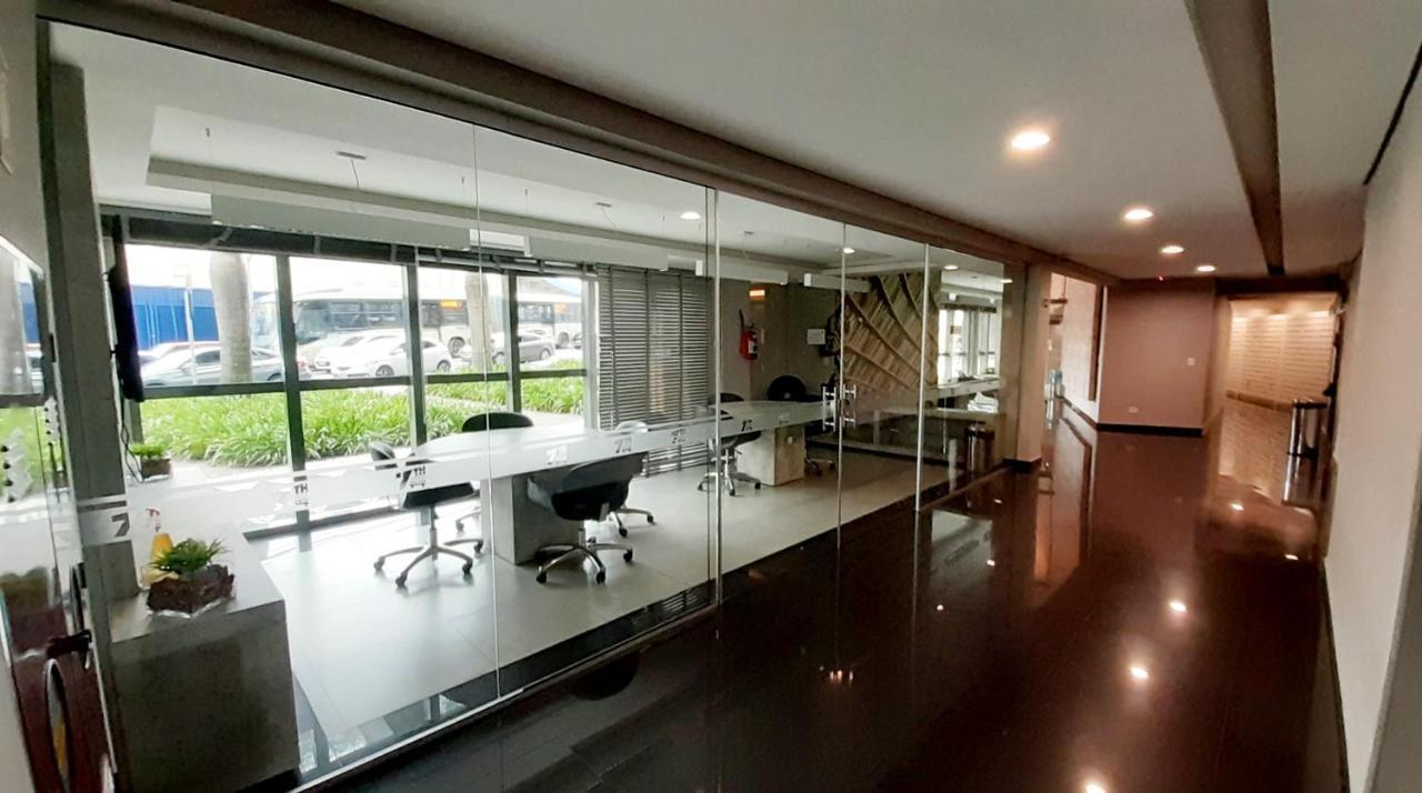 Estudio Aconchegante No Centro De Curitiba - Ar Condicio E Localizacao Perfeita! Esterno foto
